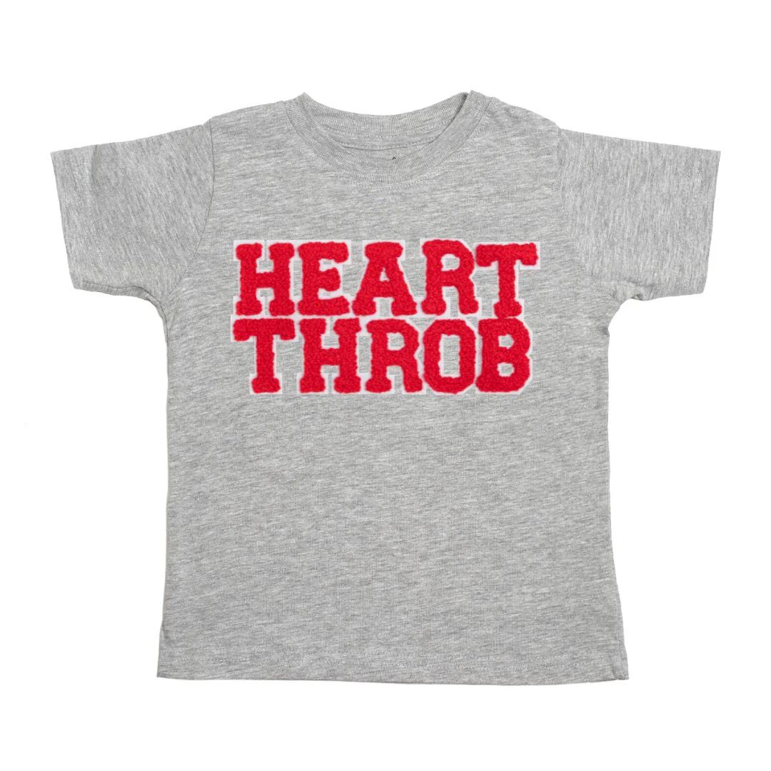 Heart Throb Patch Valentine's Day Short Sleeve T-Shirt - Gray | Sweet Wink
