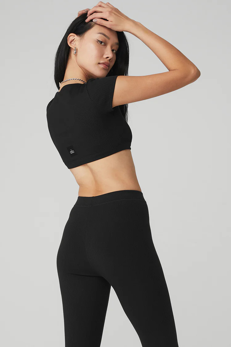 Blissful Henley Bra Top - Black | Alo Yoga (US)