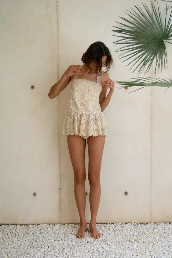 EMBROIDERED LACE COMBINATION TOP | Zara US