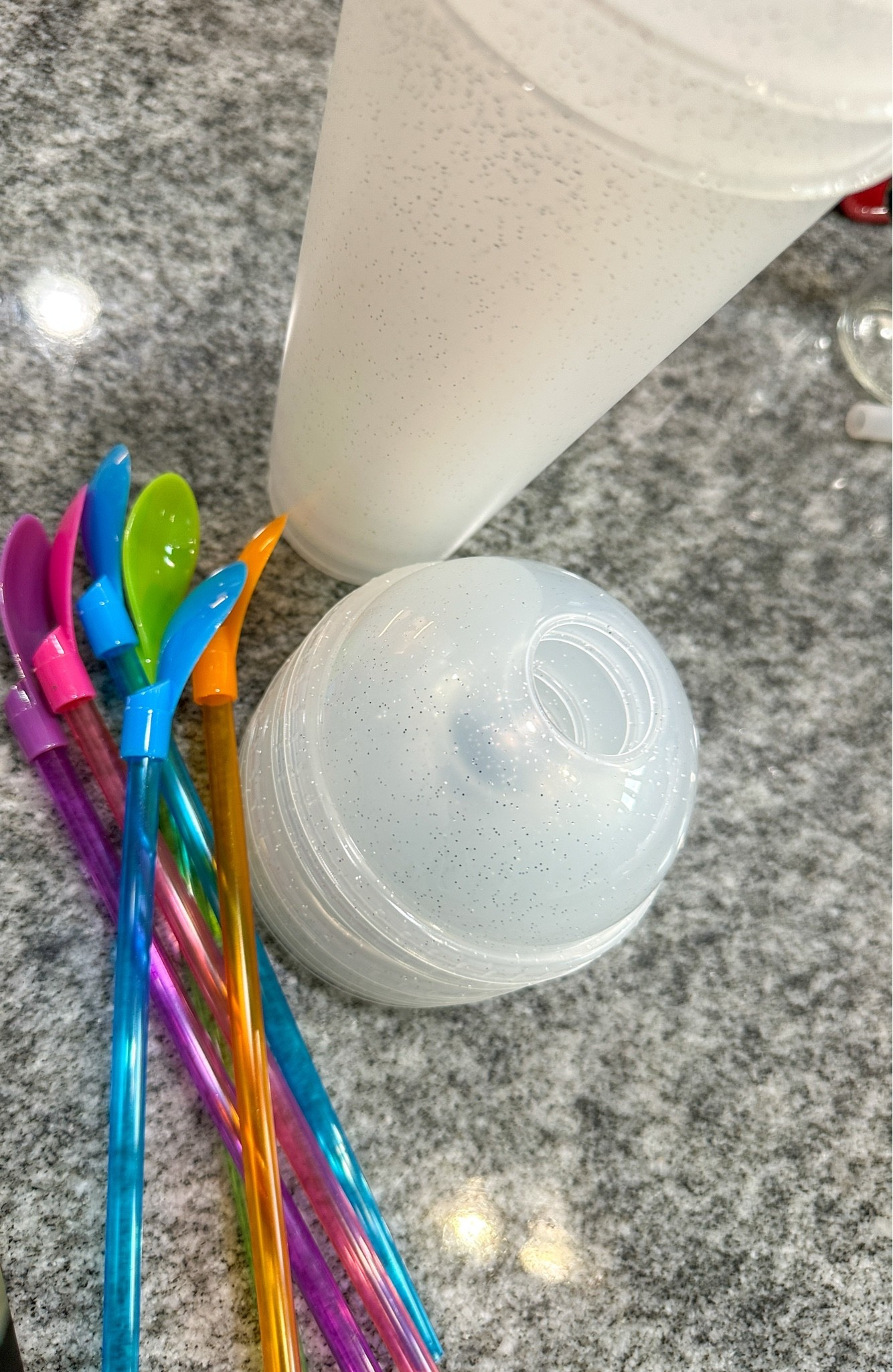 This 6 Set Slushie Cups with Dome Lid Straw, Clear, 24 oz cup set is great for slushies at home. 
It’s Reusable and great for Iced Coffee Smoothie Boba, Detachable Spoon Straws, Icee Slushie

#Slushies #Kitchenware #Reuseable