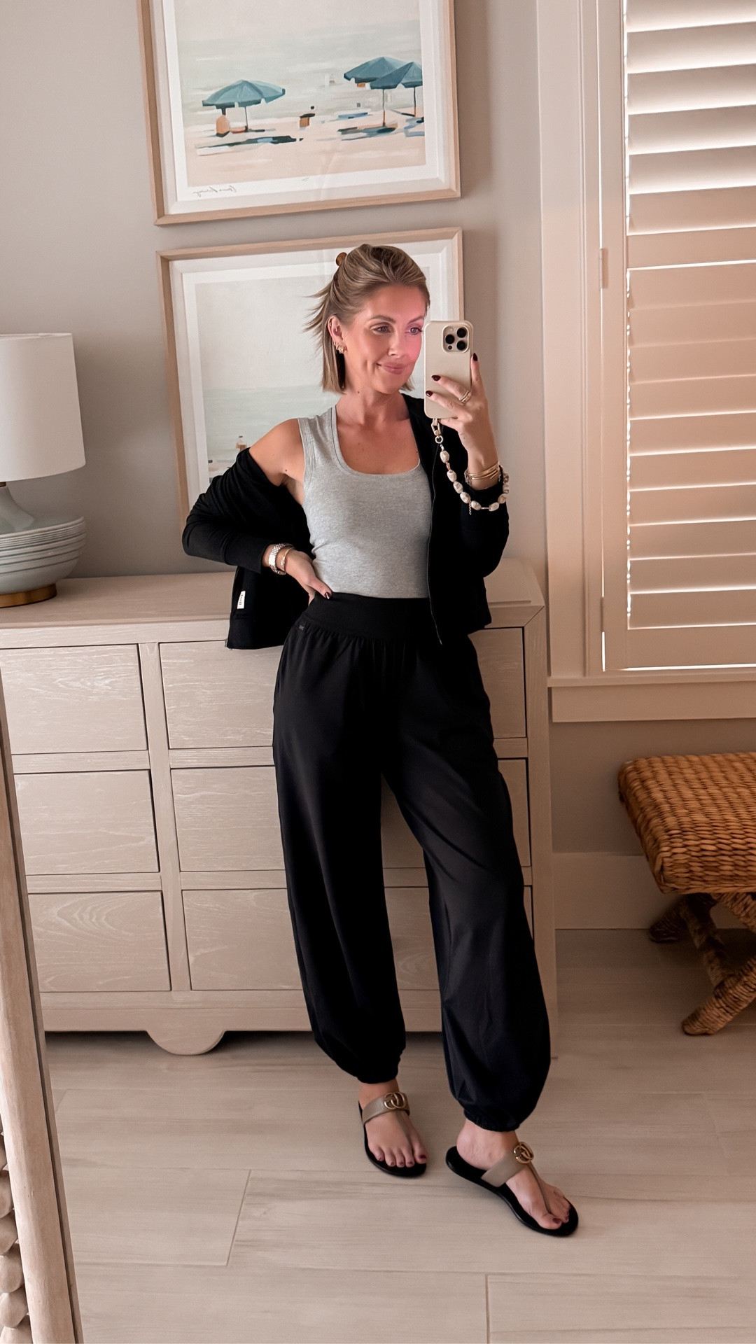 Wearing the XS in each piece 💗 This DreamKnit material is so unbelievably comfortable!