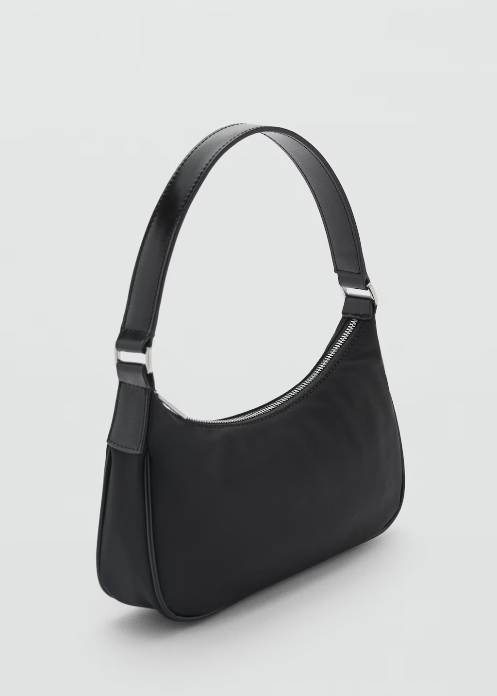 Small nylon shoulder bag black - Woman - One size - MANGO | Mango (US/MX/AU)