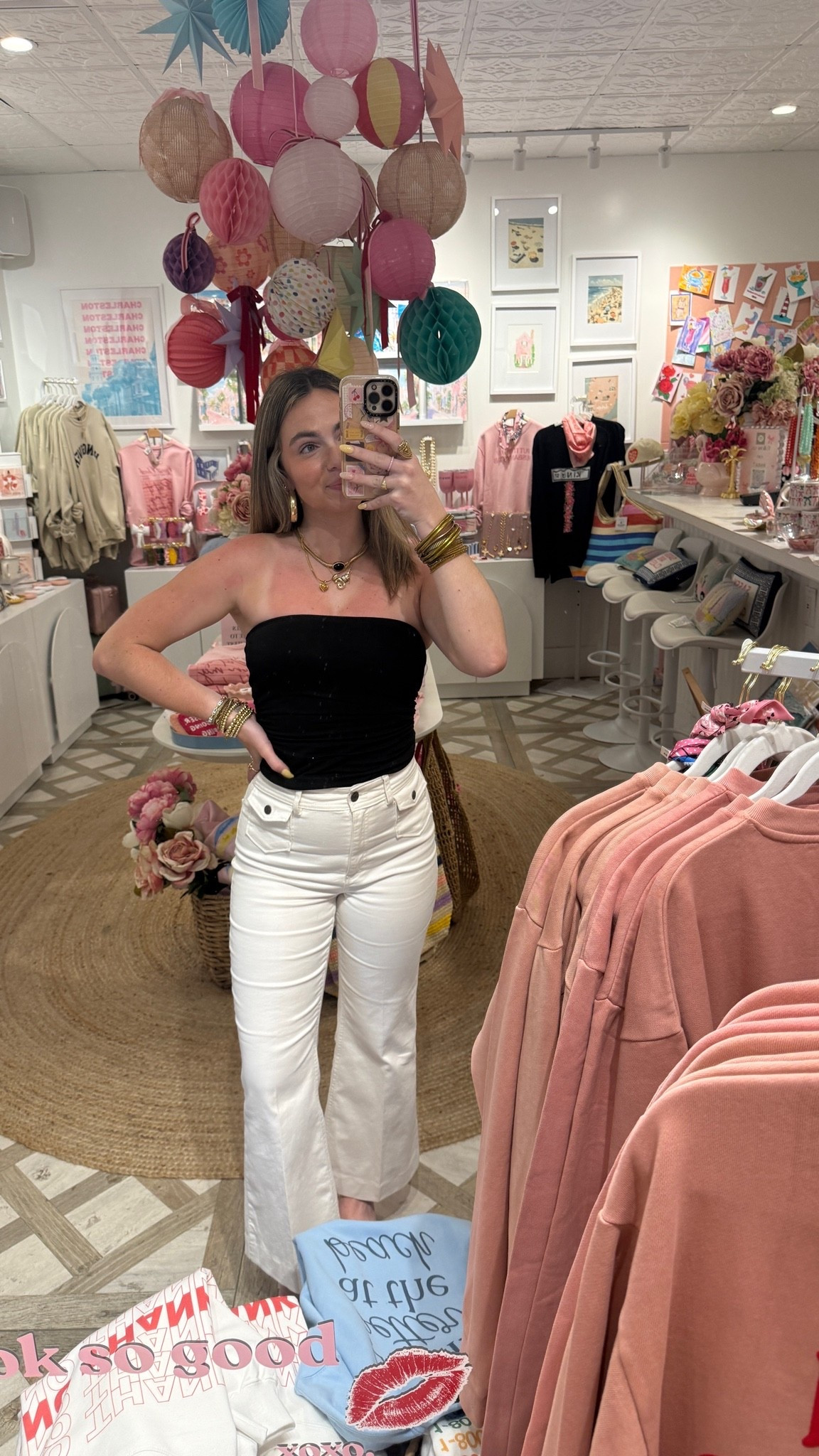 a cute simple outfit perfect for any spring or summer occasion 🖤
