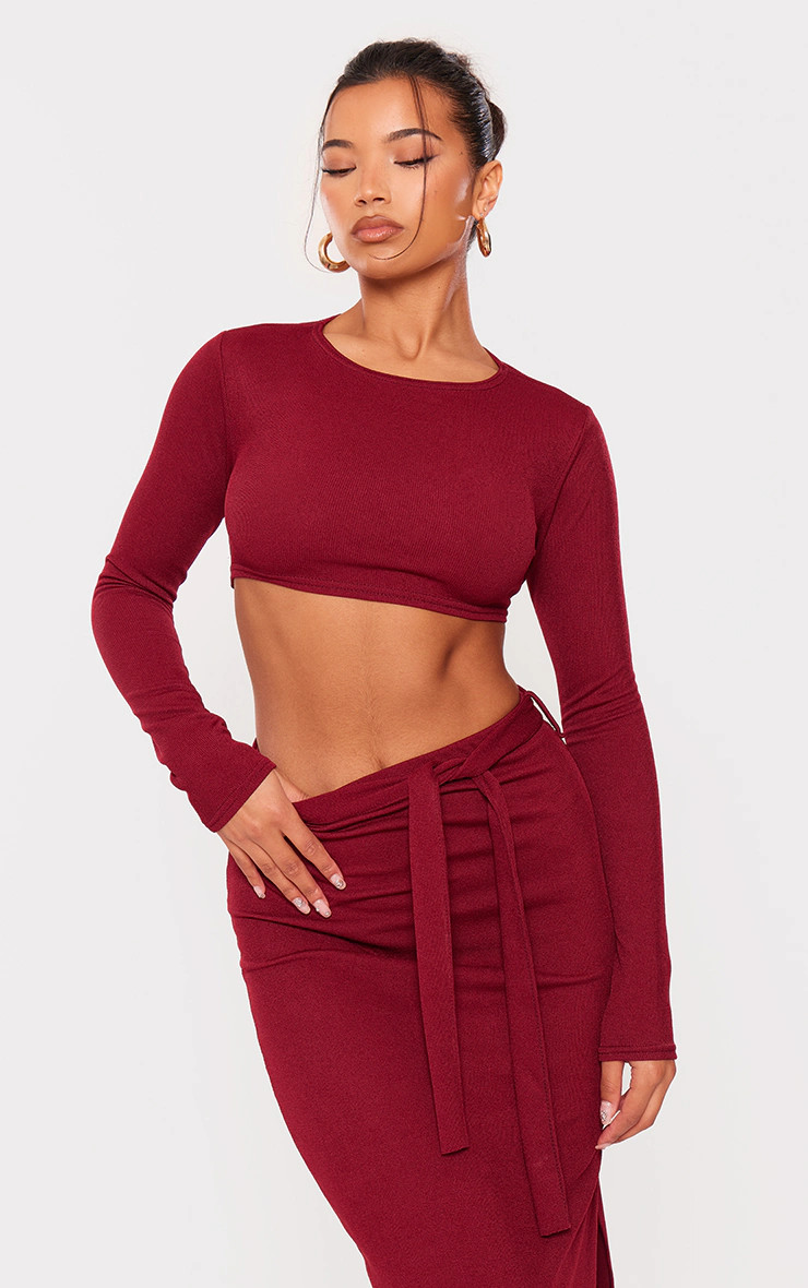 Cherry Red Stretch Rib Long Sleeve Open Back Crop Top | PrettyLittleThing UK