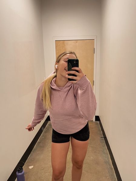 This sweater is the comfiest. Unfortunately they don’t sell this colour anymore but I’ve linked the blue one down below. Gym shark shorts are still on sale, get it while you still can! 

#LTKfit #LTKsalealert #LTKGiftGuide