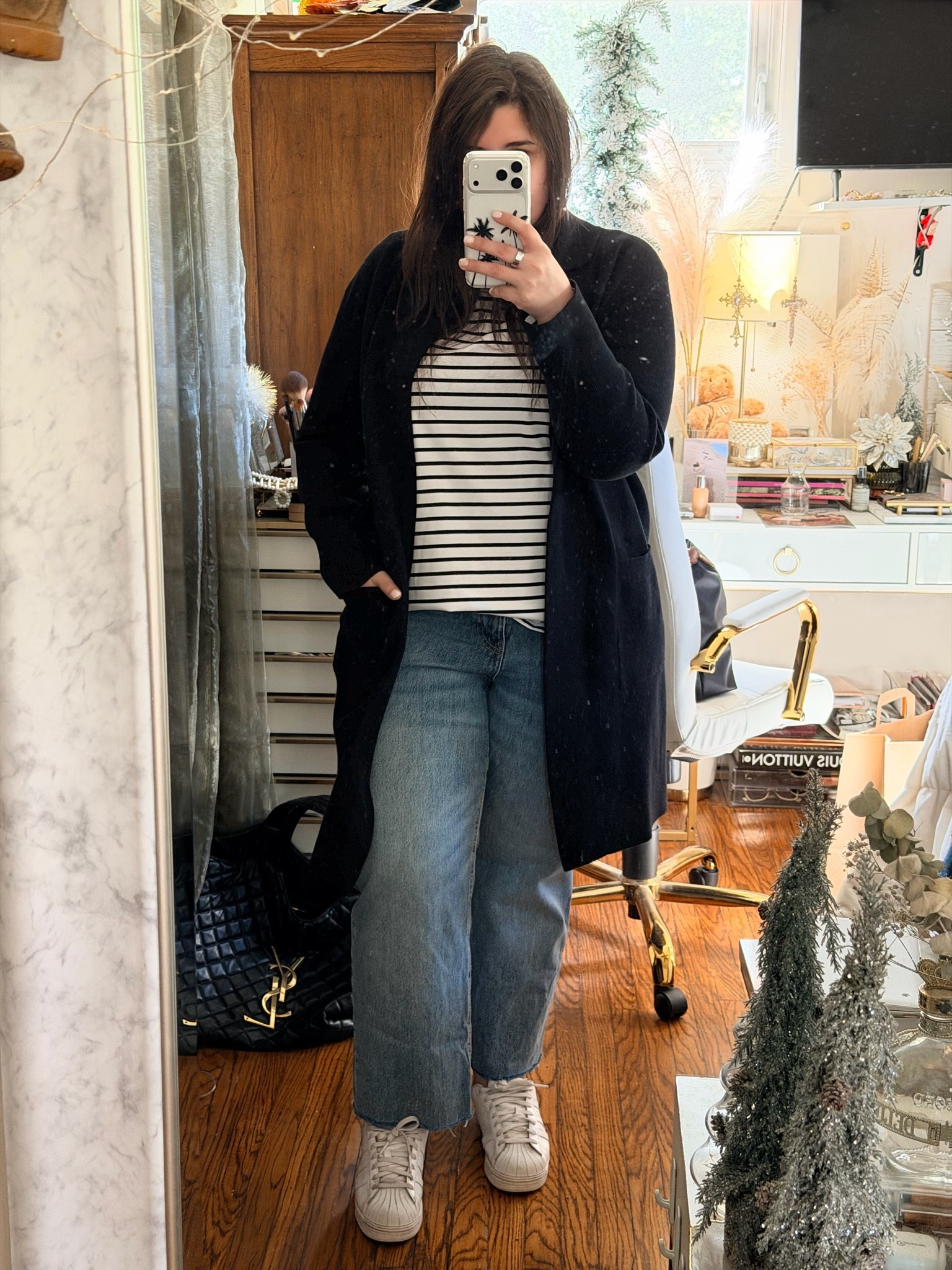 Such a classic look all made of basics

#LTKootd #LTKSeasonal #LTKMidsize