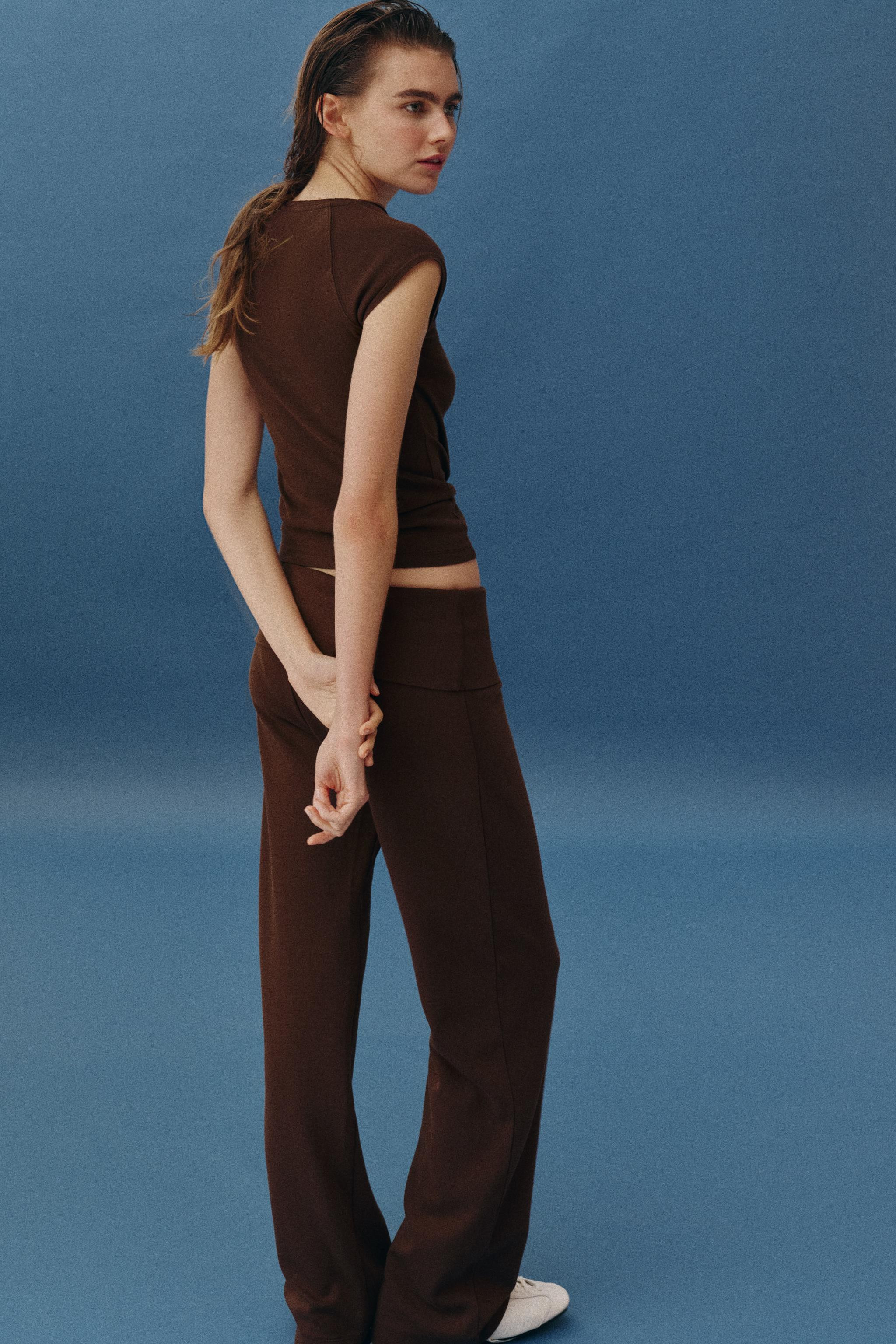 FADED-EFFECT RAGLAN SLEEVE T-SHIRT | Zara UK