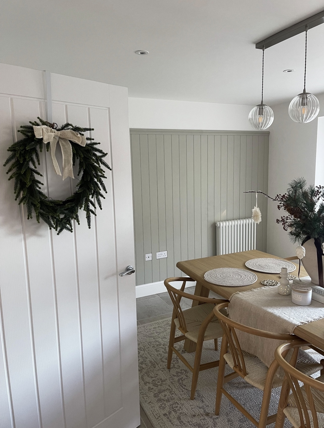 Our Christmas kitchen decor ❄️🎄 
#LTKGIFT

Christmas wreath, Christmas home decor, kitchen decor, Christmas ornaments, kitchen diner, wishbone chairs, dining table, modern country interiors 

#LTKhome #LTKHoliday #LTKSeasonal