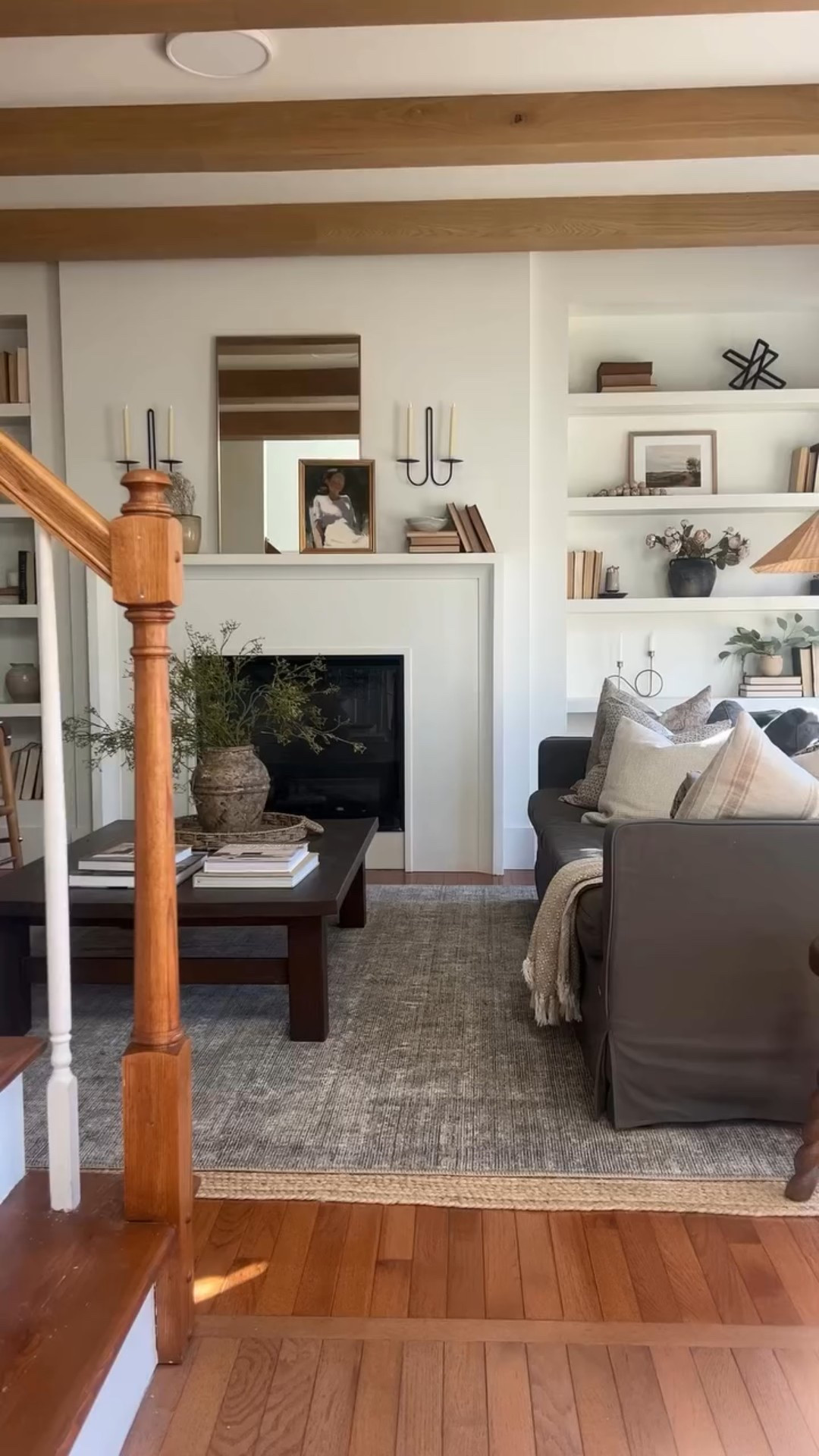 

The Molly collection just might be my absolutely favorite rug launch from @amberinteriors x @loloirugs ! Every design is just as beautiful as the next! Shown here is is the Molly in Tobacco / Sage. The unique vintage pattern has such an authentic look and the best part is it’s so easy to clean! 

#amberlewisxloloi #loloirugs #theloloilook #vintagerugs #vintagehome #modernvintage #ltkhome