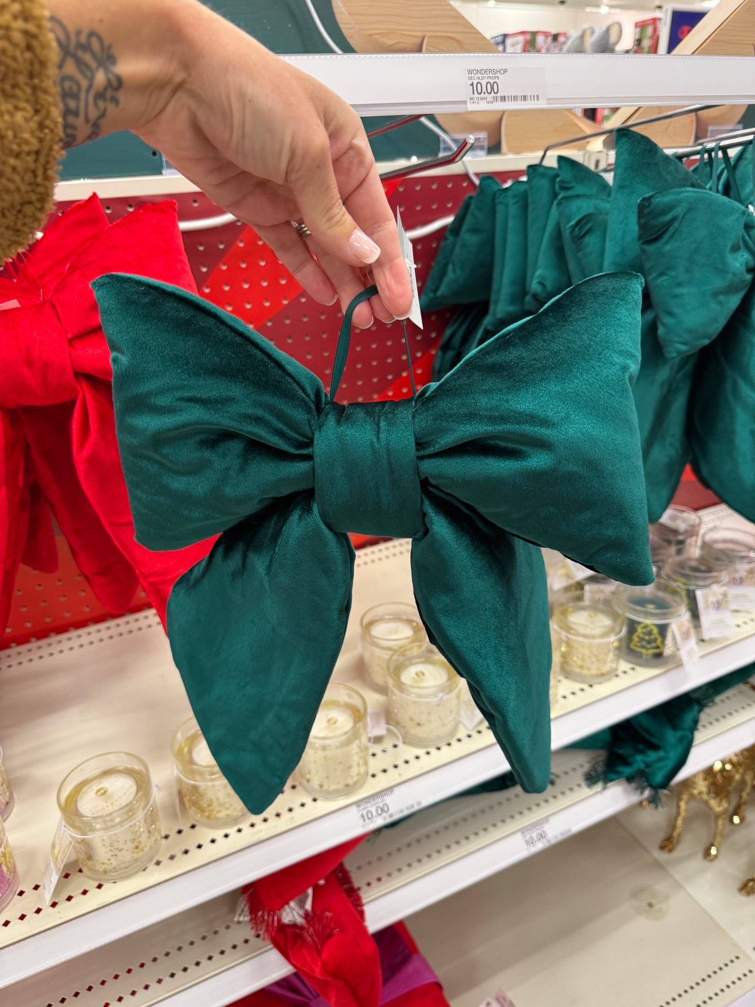 The cutest velvet bows! 

#LTKSeasonal #LTKGiftGuide #LTKHoliday