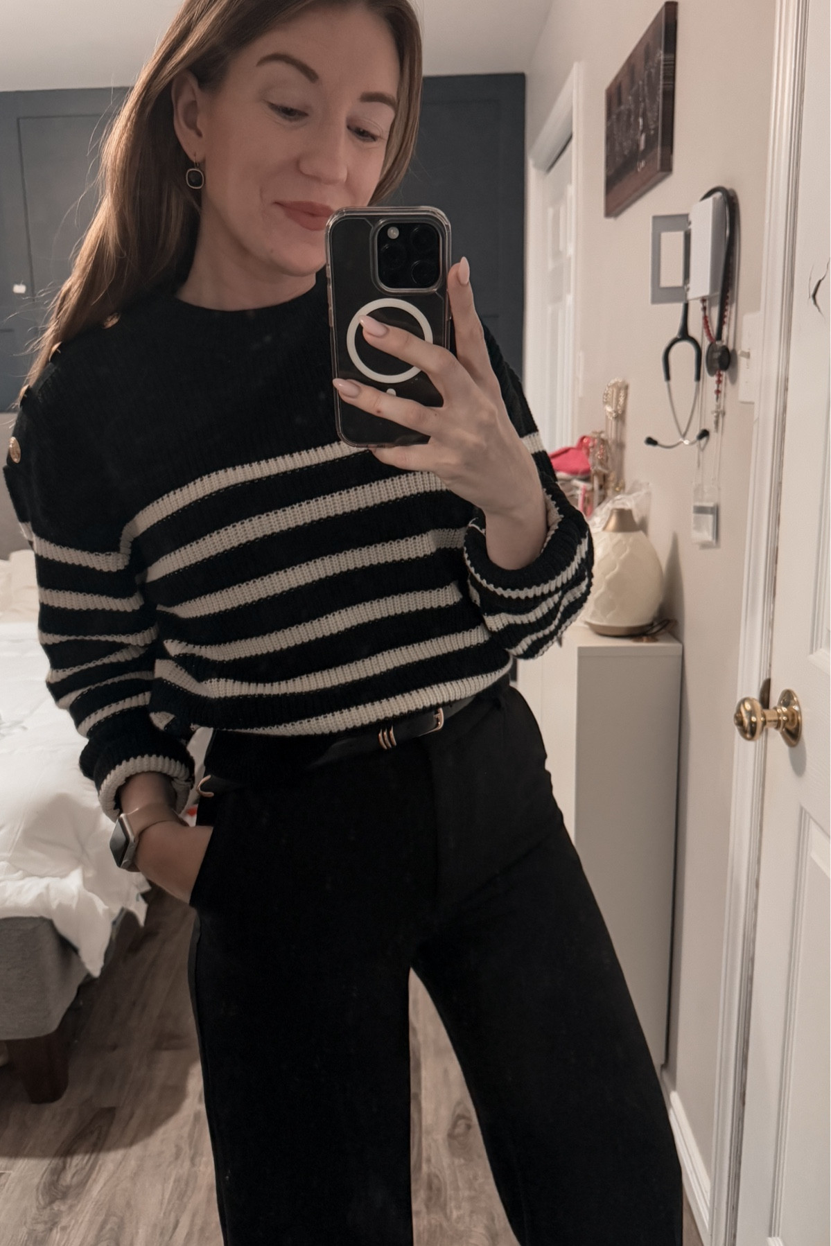 Cozy sweaters for a Friday vibe 

#LTKworkwear #LTKcanada #LTKwinter