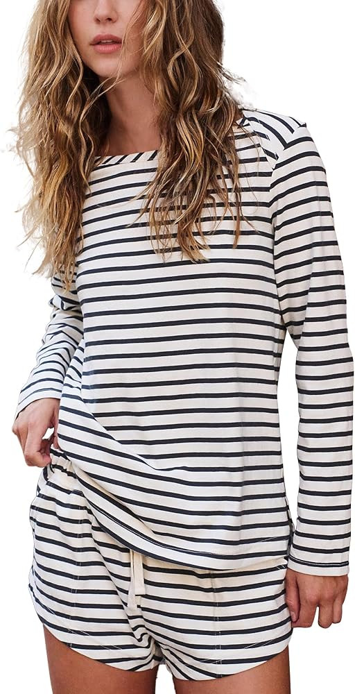 Hixiaohe Women's Two Piece Pajama Set Casual Crew Neck Long Sleeve Top and Shorts Matching Sets S... | Amazon (US)