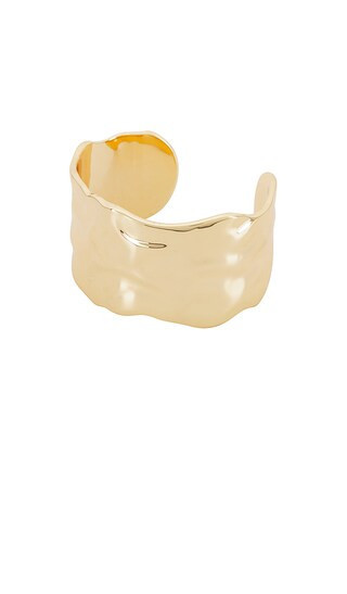 Ettika Thick Sculpted Cuff in Metallic Gold. | Revolve Clothing (Global)