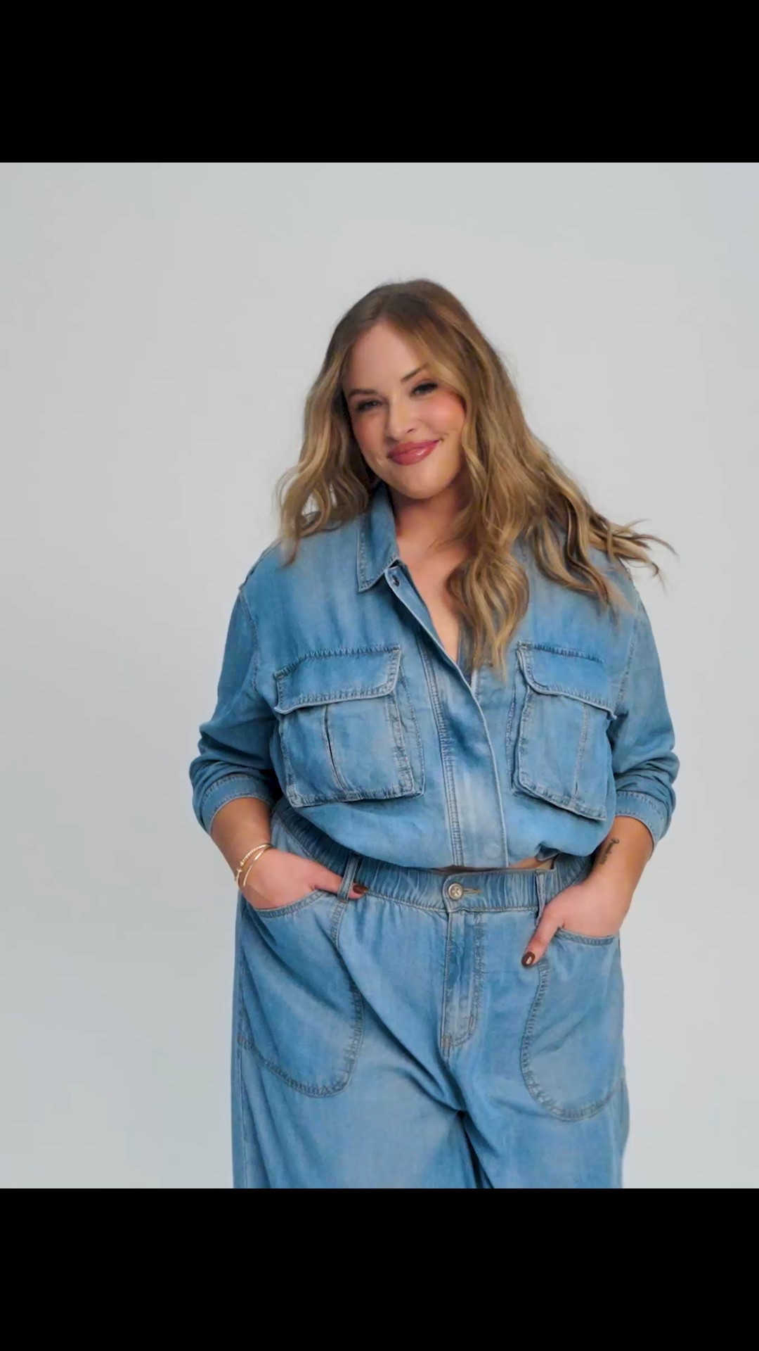 Stretchy denim set! 