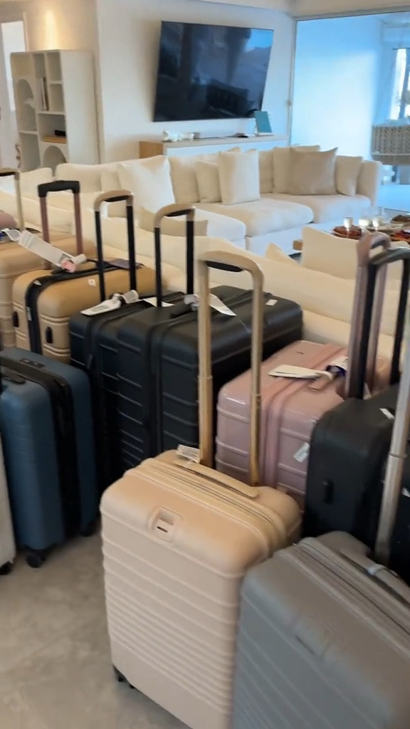 Travel day for Gretchen’s bachelorette trip!!!! WOOO!!! It has been so much fun!

#LTKStyleTip #LTKTravel #LTKShoeCrush