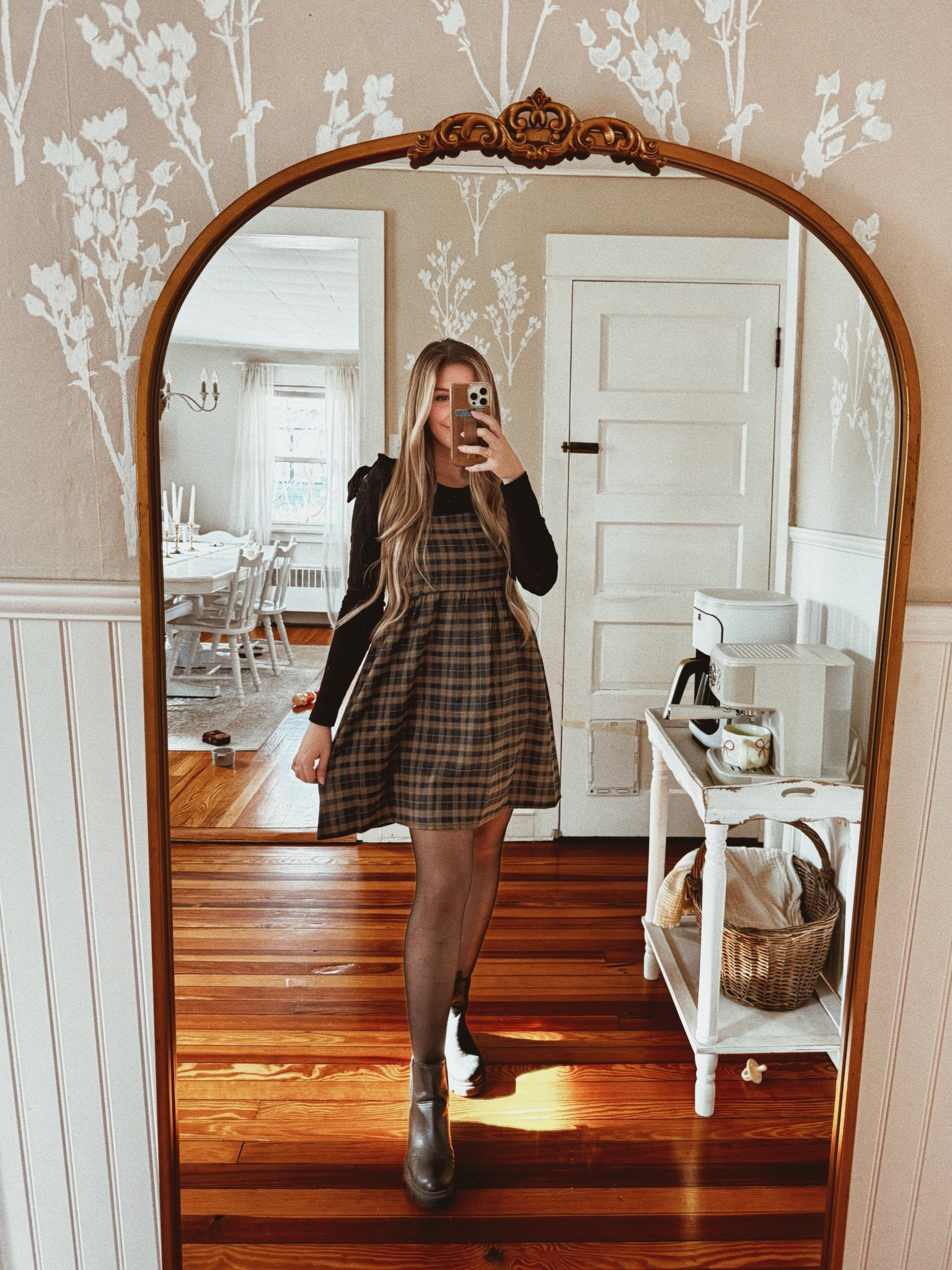 outfit of the night 🖤

#LTKWatchNow #LTKSeasonal #LTKFindsUnder50