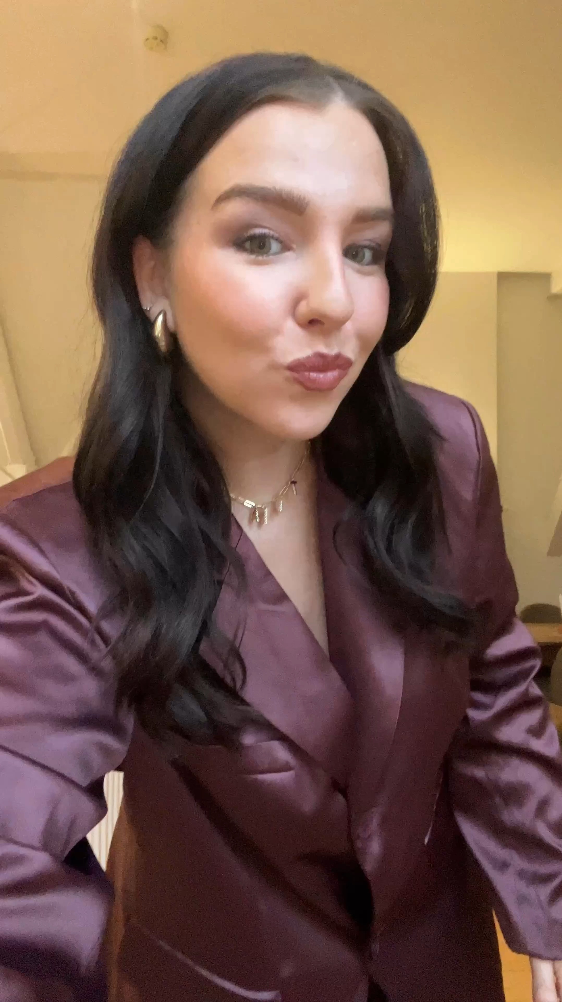 Festive outfits are ready! Love these sequin trousers 🎀



#LTKeurope #LTKCyberWeek #LTKuk