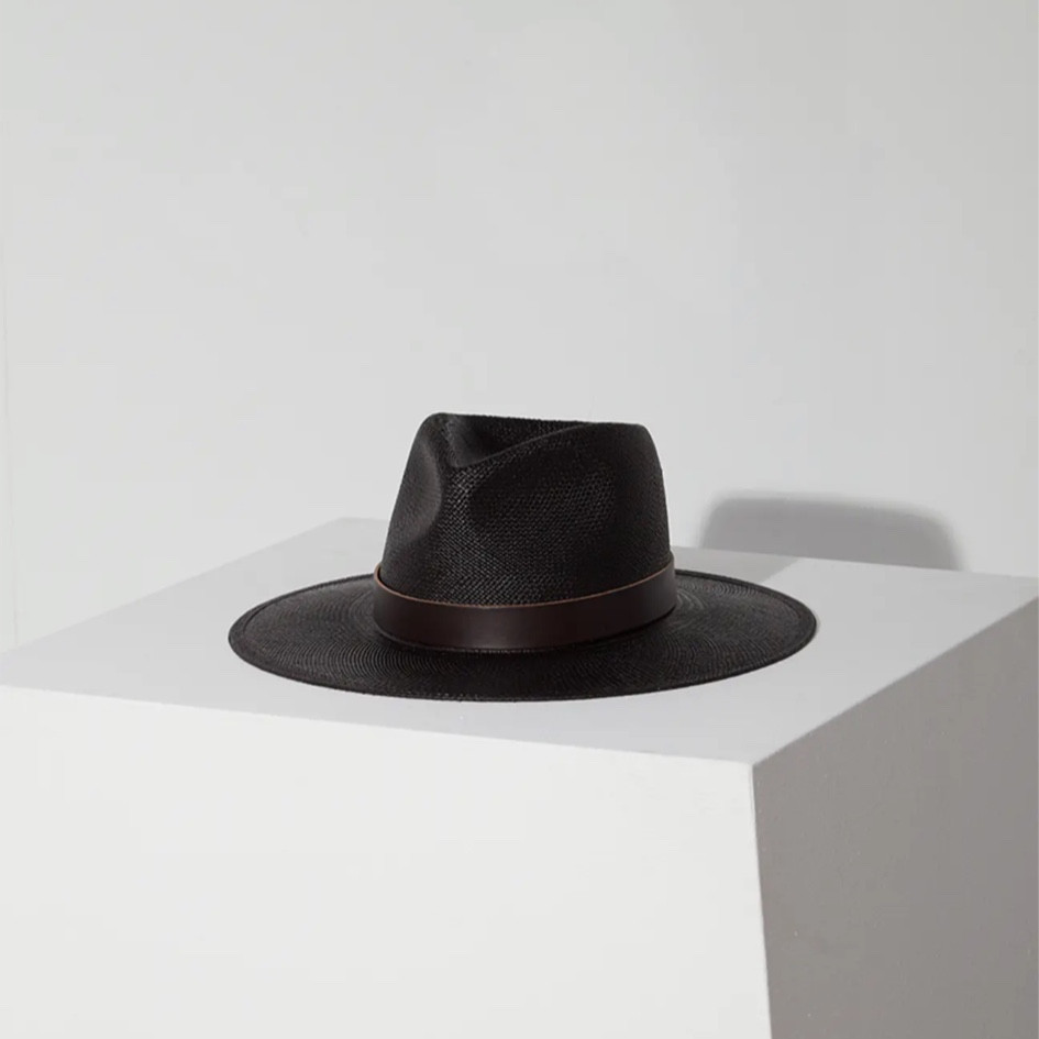 Janessa Leoné hats are always a staple! And so excited to finally own one. I’ve been eyeing this one and it got added to their archive sale for LDW! 

I added a few others on sale that are cute! 

Found a promo code too: JEN20 



#LTKsalealert #LTKstyletip #LTKSale