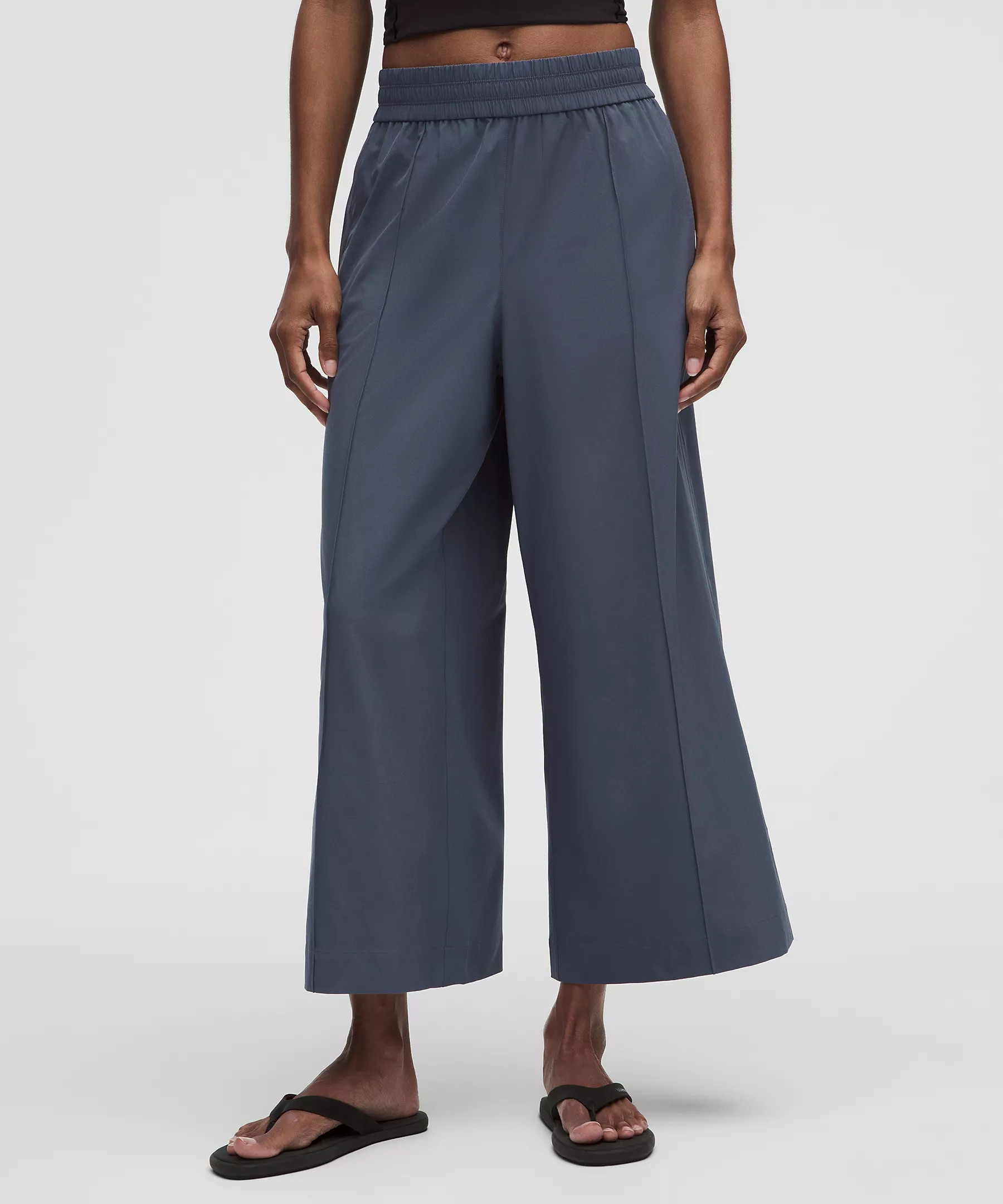 Breezily Mid-Rise Cropped Pant | lululemon (CA)