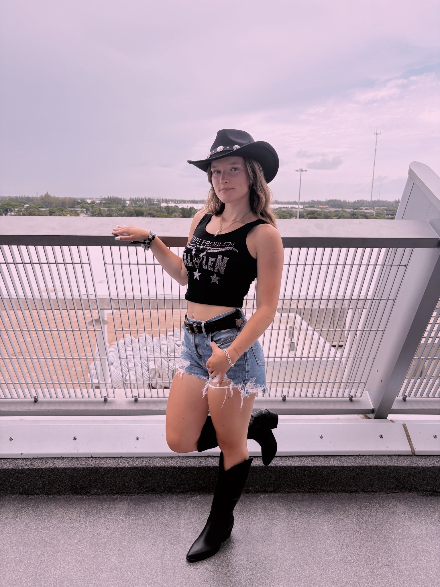 Morgan wallen concert outfit 

#LTKSeasonal #LTKStyleTip #LTKFindsUnder50
