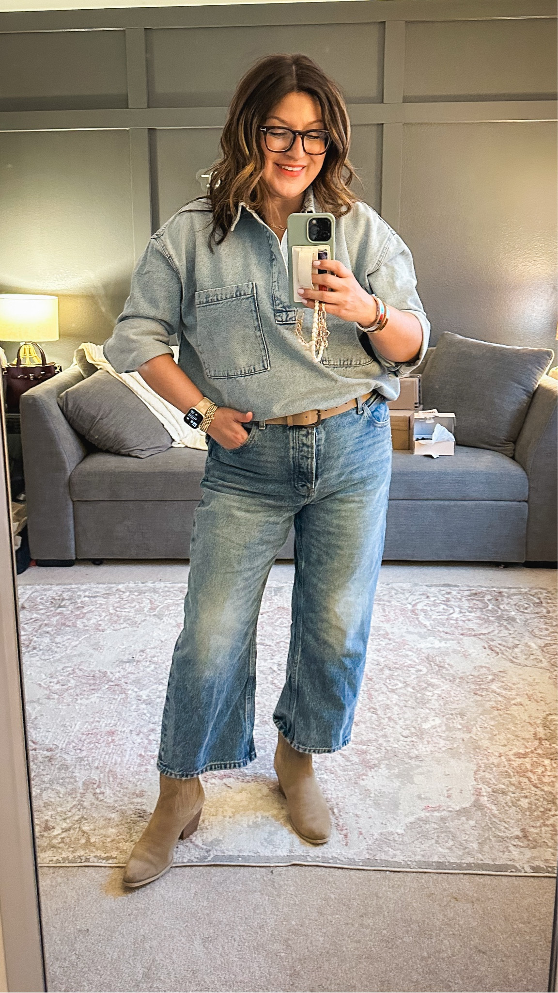 Denim on denim!! 
H&M denim top (L)
Banana Republic Factory belt (L)
Free People jeans (32)
Dolce Vita booties

#LTKMidsize #LTKStyleTip #LTKOver40