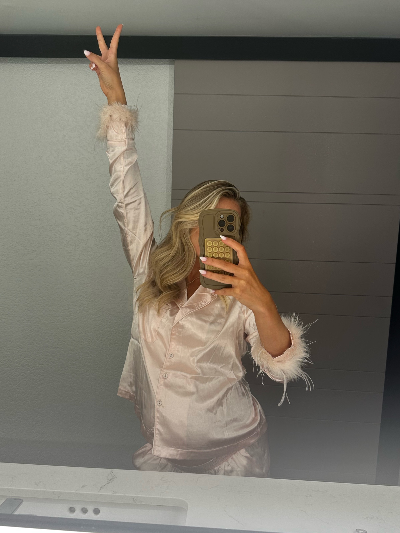 Sized up for the bump ;)

#LTKBump #LTKFindsUnder50 #LTKFindsUnder100