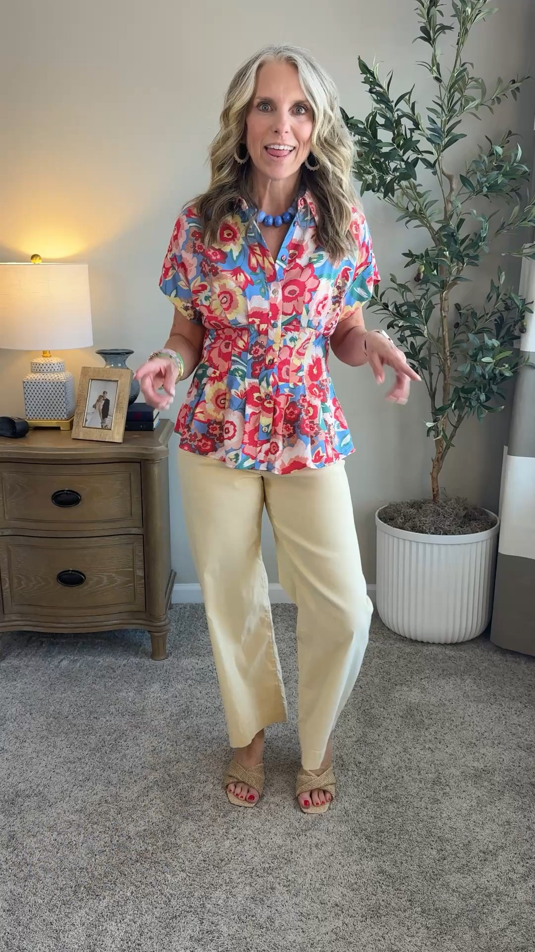 Super cute spring look. Wearing 27 pants and XS TOP 

#LTKOver40 #LTKootd #LTKWorkwear