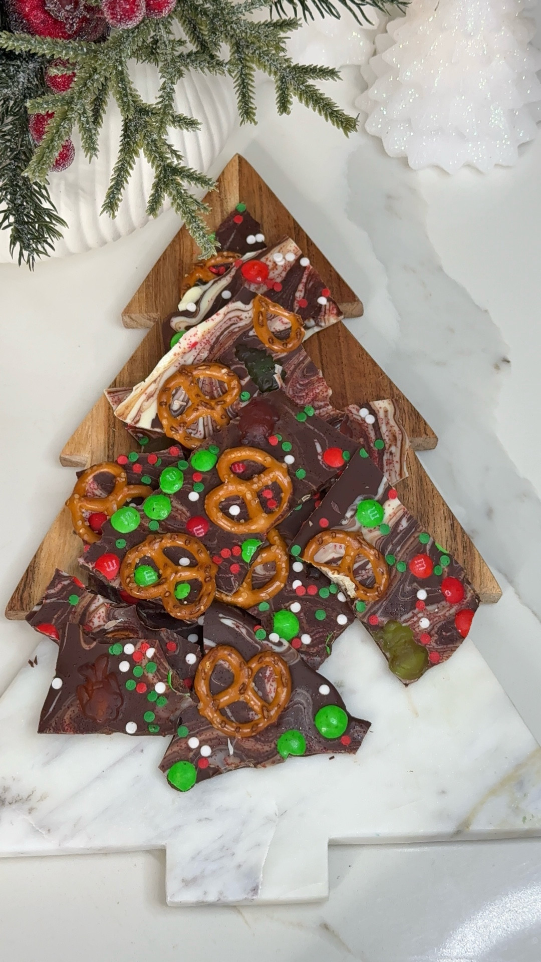 Christmas chocolate bark 

#LTKHoliday #LTKSeasonal