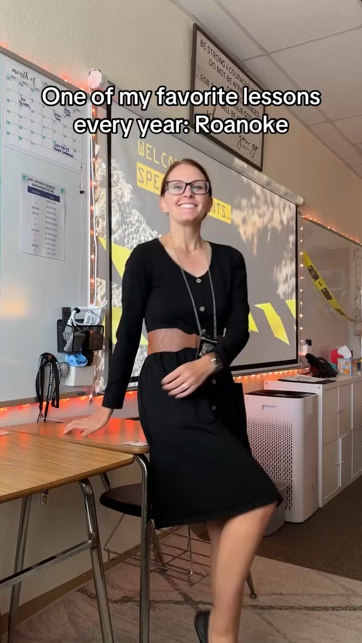 Special Agent Rogers… here to solve the case of the Lost Colony.

#middleschoolteacher #thatnewteacher

#LTKvlog #LTKootd #LTKdayinmylife