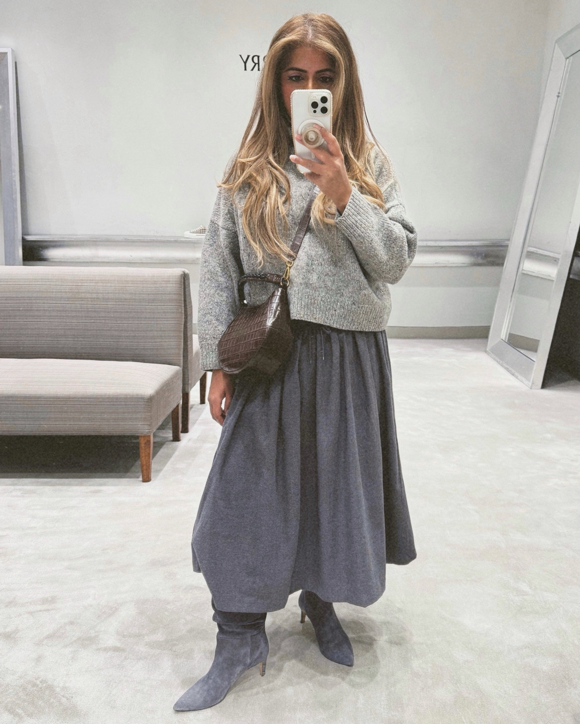 Looks luxe and chic in GREY!

#LTKcanada #LTKstyletip #LTKwinter