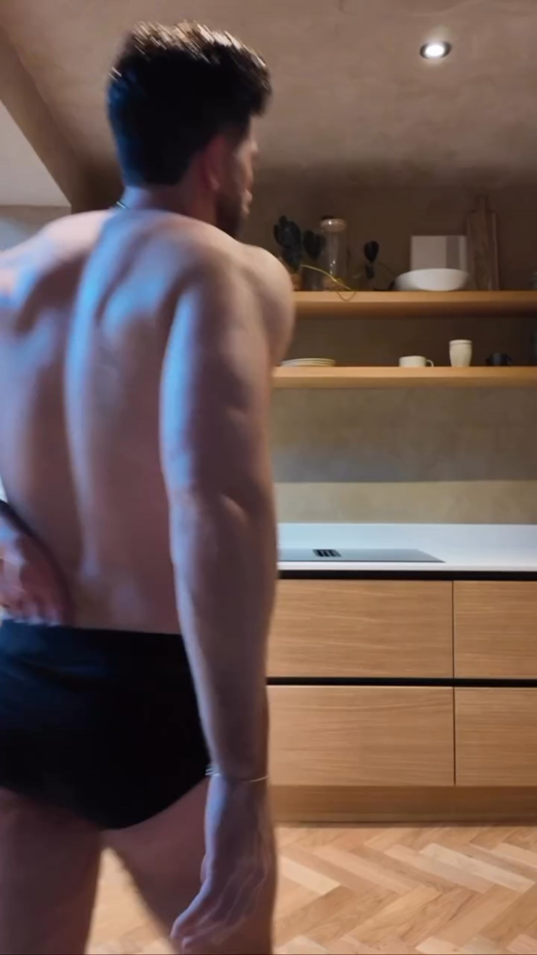 Let’s layer up. GRWM in autumn colours 🍂. 

Skincare @kiehlsuki 
Fragrance @pradabeauty 
Whole outfit @marksandspencer @marksandspencerman 
Briefs @adidasuk 

#style #mensfashion #grwm #mensoutfits #mensoutfitideas #mensstyle