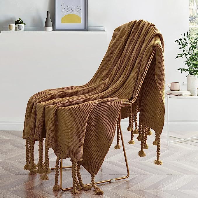 Aormenzy Brown Throw Blanket with Tassels, Knitted Throw Blanket for Couch Bed Sofa, 50" x 60" | Amazon (US)
