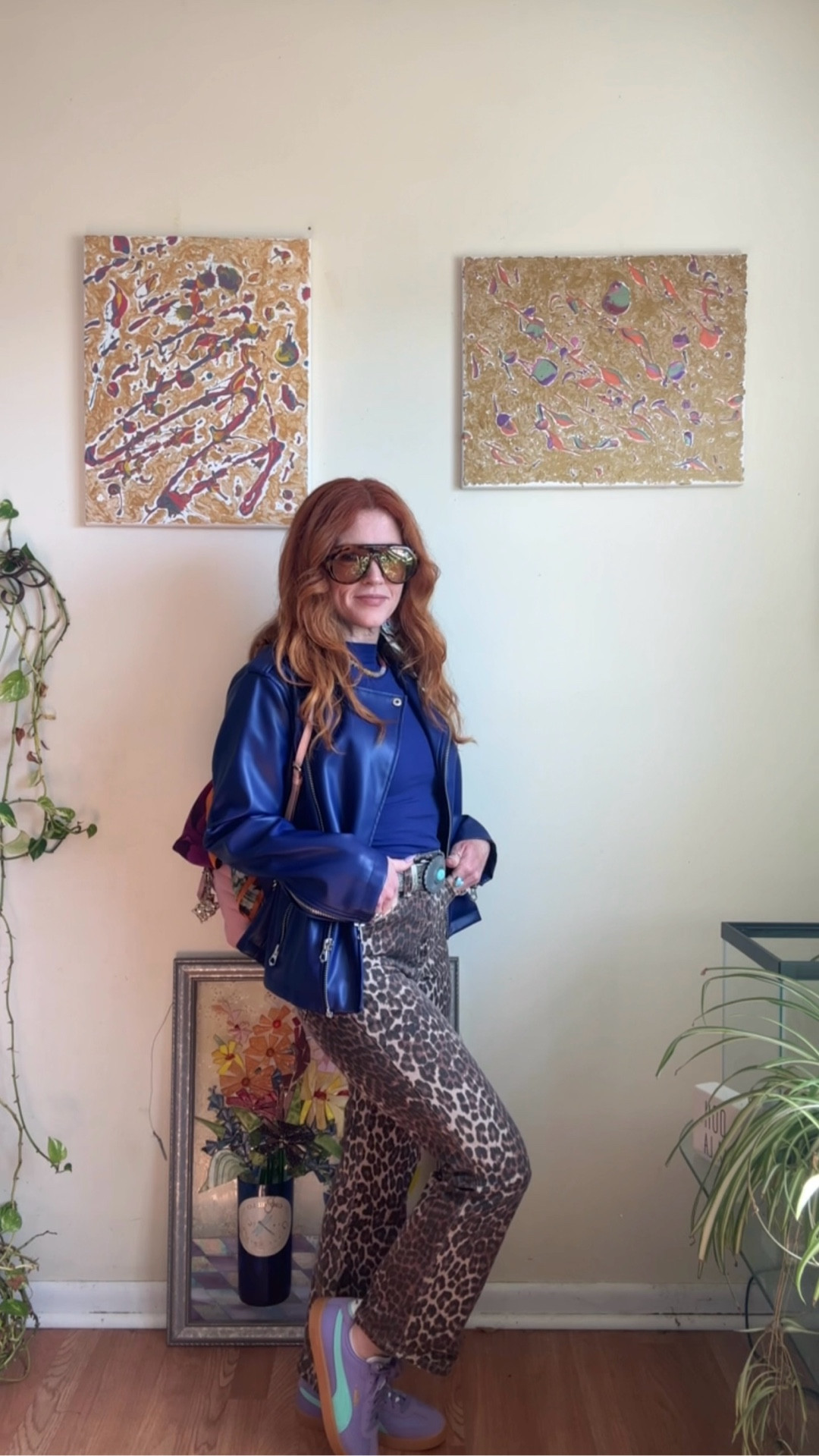 My dopamine dressing…light me up inside look…outfit of the day.  Comment “link” to shop jeans & sunnies. 

#ootd #todaysfit #over40styleblogger #styleidea #dopaminedressing