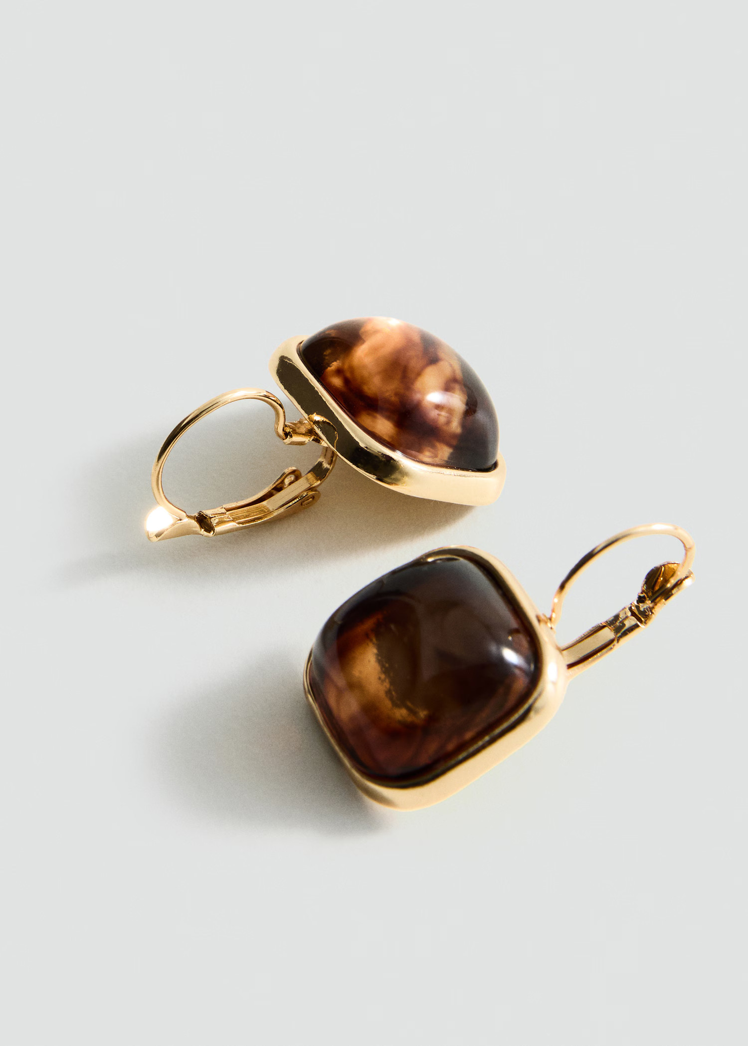 Square resin earrings - Women | MANGO United Kingdom | MANGO (UK)