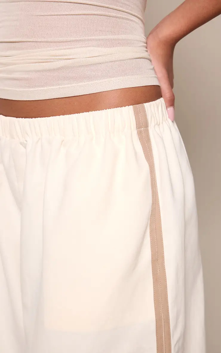 Beige Satin Stripe Peach Skin Jorts | PrettyLittleThing UK