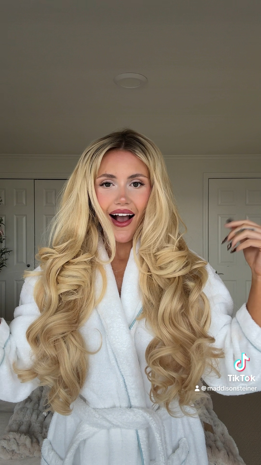 Heatless curls 🎀

#LTKCyberWeek #LTKHoliday #LTKGiftGuide