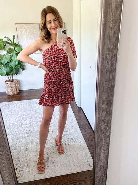 Cutest Amazon mini dress except it runs small and it’s very short, barely covers my bottom 🙈😆 I’m 5’8” for reference so I think it would work great if you’re 5’4” and under. I’m in a small, need a medium. 

#LTKunder50 #LTKwedding