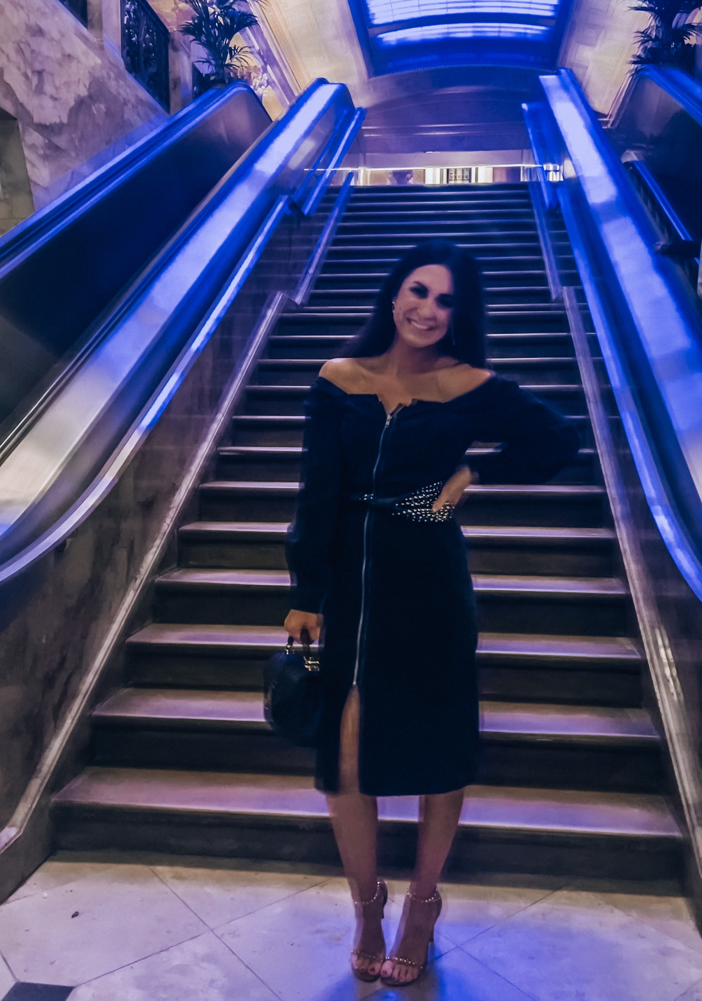 Such a fun Target black denim dress with long puffy sleeves! I loved the structure of this dress and I added a belt, ysl bag and fun heels! 
It’s a great buy at $50!
.
.
.
.
.
.
#momstyle #denimdress #yslbag #weddingguestdress 

#LTKwedding #LTKFind #LTKunder50