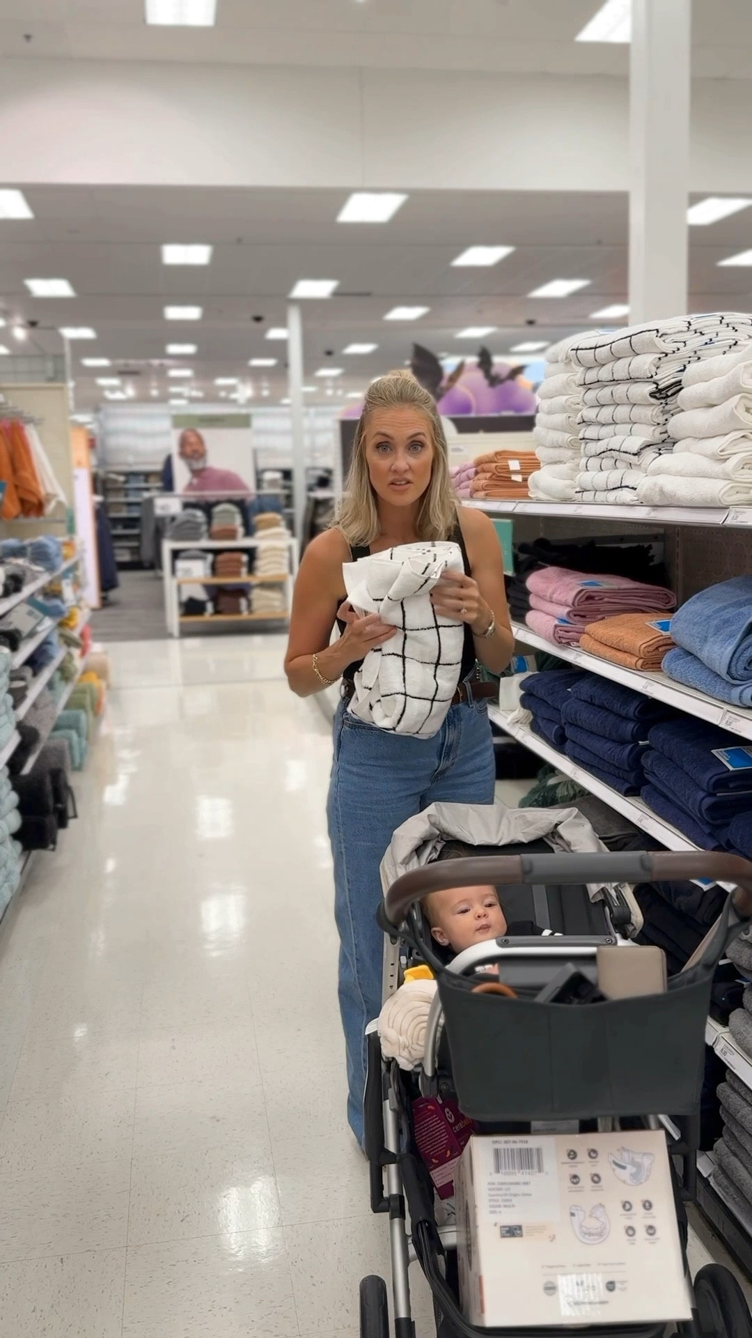 Target finds + my outfit all in one place ✨ Sharing the pieces I’m loving right now—from cozy fall home decor to the staples I wear on repeat.

🛋️ Target Home Finds:
	•	Everyday Bath Towel (Room Essentials™) – $4
	•	Block Print Shaped Pumpkin Throw Pillow – $30
	•	Shady Lady Tree in Ceramic Pot – $150
	•	Threshold™ Square Skull Pillow – $30

👗 My Outfit:
	•	MacCoy Ultra Rib Tank (Evereve) – $88
	•	Levi’s Ribcage Wide Leg Jeans – $98 (also found at Walmart for $69)

These are affordable + chic pieces you can actually use every day—whether you’re refreshing your home for fall or looking for a flattering, mom-approved outfit combo.

🛒 Linked everything directly here so you can shop my exact finds fast!
