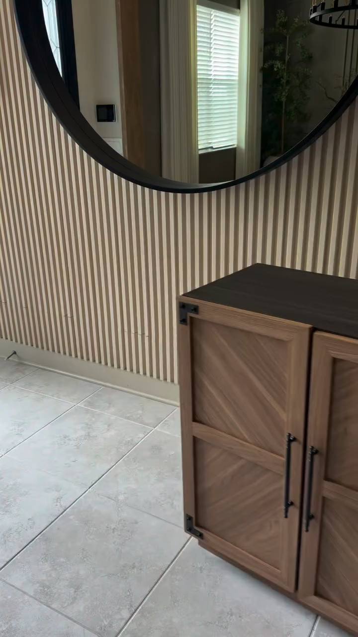 Little details = big difference in a
home
Comment  NEED and I’ll send you the deets

Make sure you’re following me @glamwithisis to receive the link in DMs!
• OR Click link in my bio!