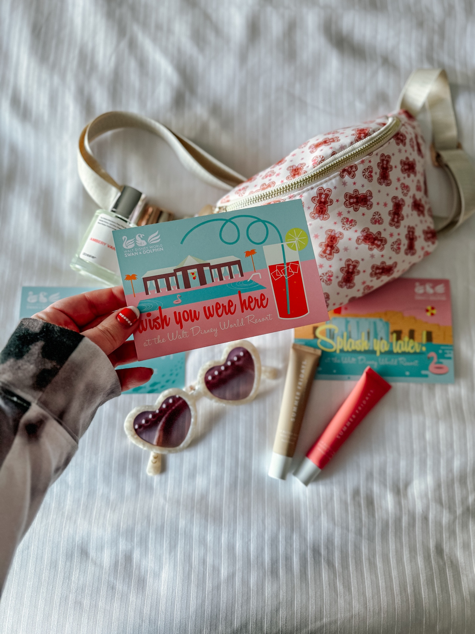 Still in love with this cutie Disney holiday belt bag! It’s so well priced and so cute! 

#LTKSeasonal #LTKfindsunder50 #LTKHoliday