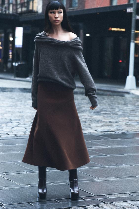 OFF-THE-SHOULDER KNIT SWEATER | Zara US