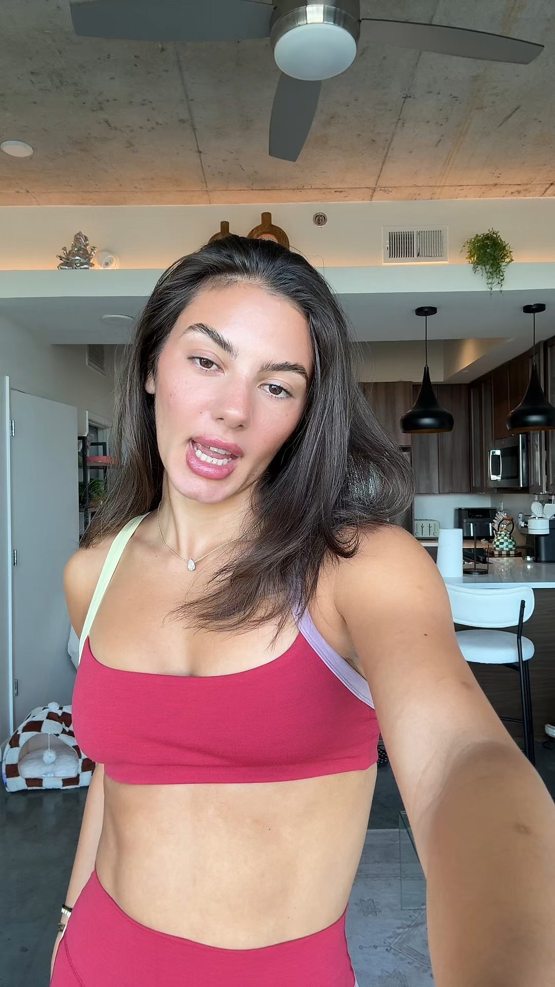 THE CUTEST COLORFUL WORKOUT SET
