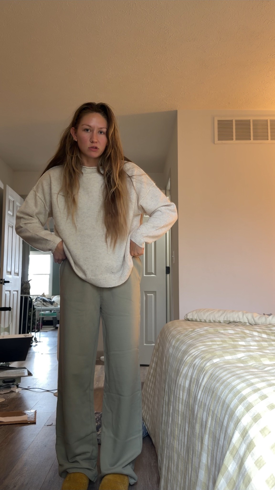 Tall girl friendly sweatpants! I’m wearing medium in both! Stay true to size on everything! 