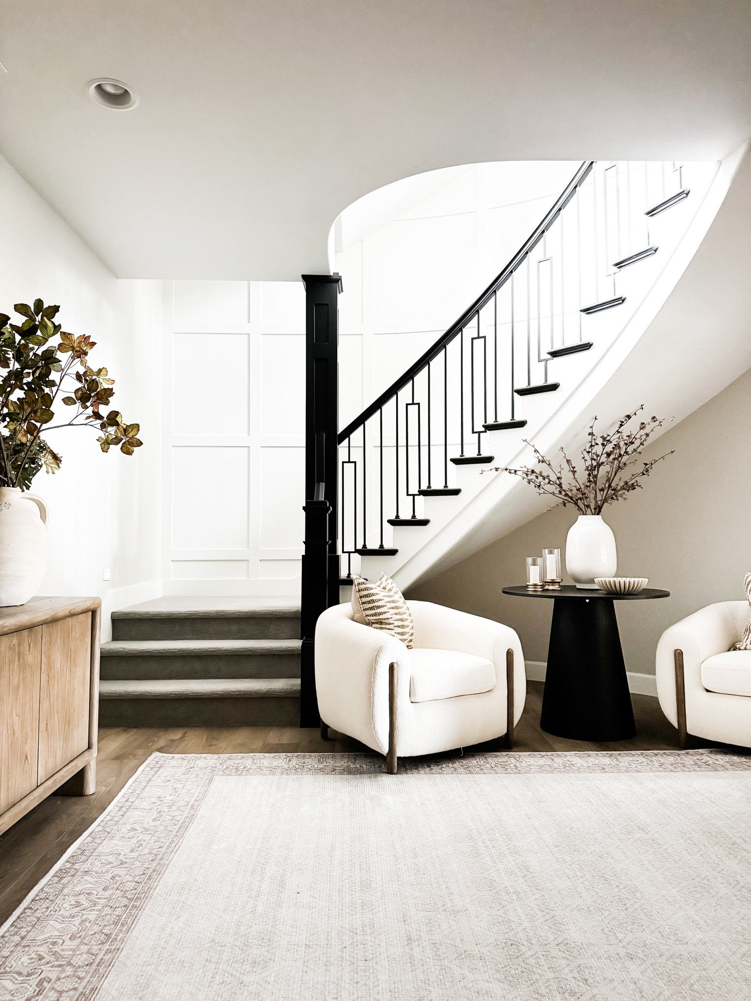 Welcome to our cozy basement landing! A warm and inviting spot that sets the vibe for the rest of the space.

Home • Home Decor • Modern Home • Neutral Style • Basement Decor • Cozy Corners • Landing Inspiration • ourpnwhome

#LTKSeasonal #LTKHome #LTKHoliday #LTKHome #LTKSeasonal