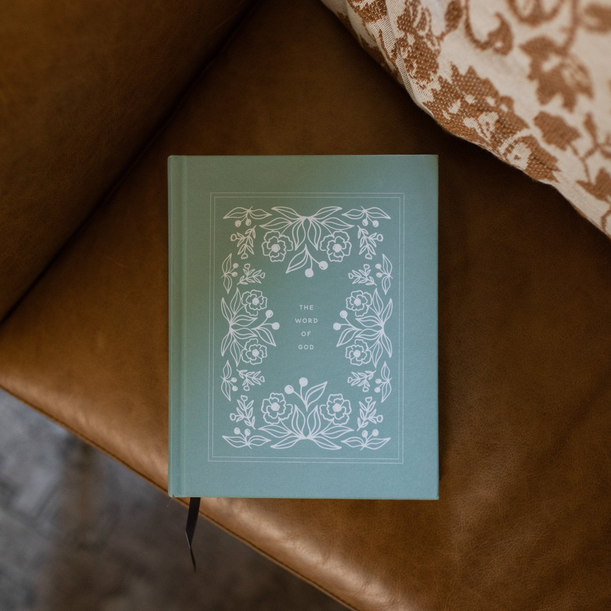 ESV Single Column Journaling Bible® | Dusty Mint | The Daily Grace Co.