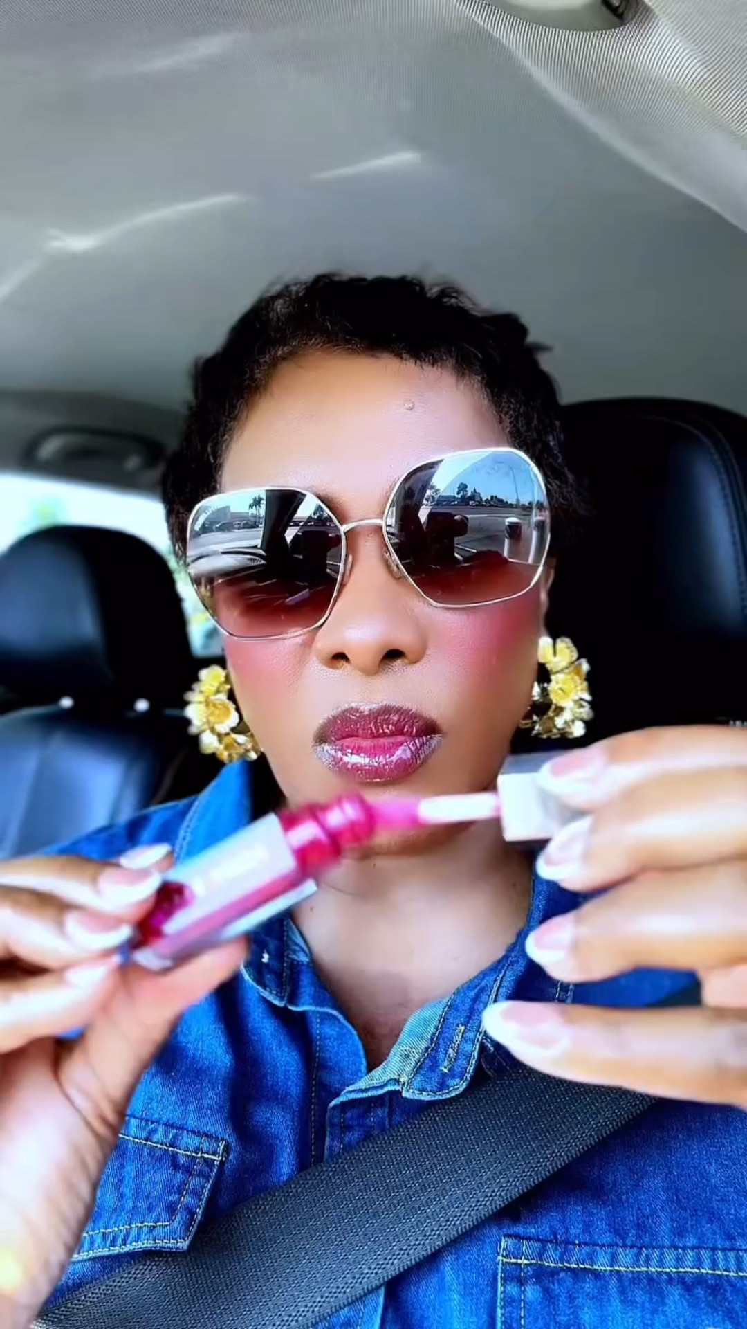 GRWM �

•
•
•


#genx #over50 #grwm #mua #denim #styleinspo #ootd #makeuptutorial 
#getreadywithme
#fashionblogger
#outfitoftheday 
#summersolstice #summervibes
#summerstyle