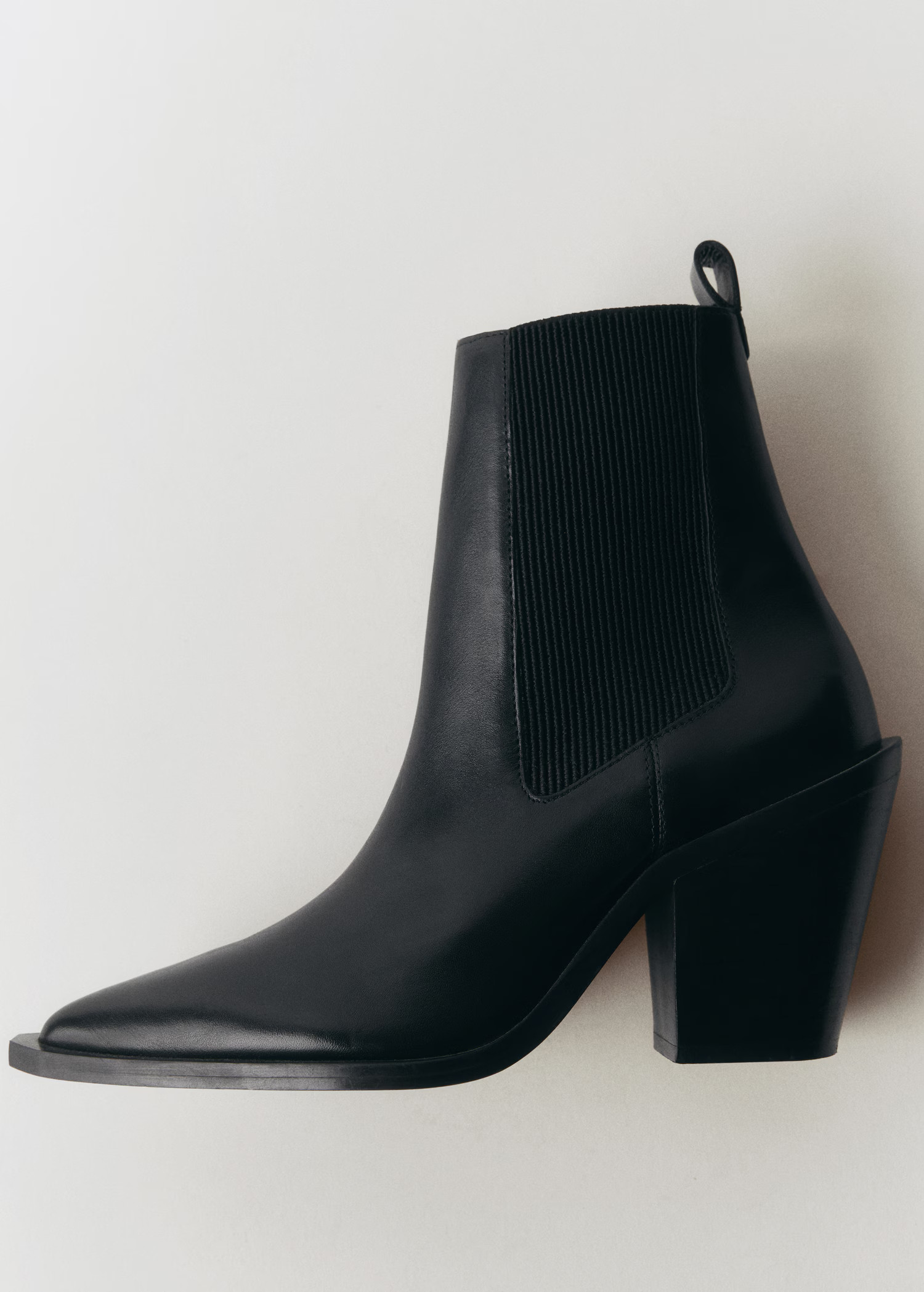Leather pointed ankle boots - Women | MANGO United Kingdom | MANGO (UK)