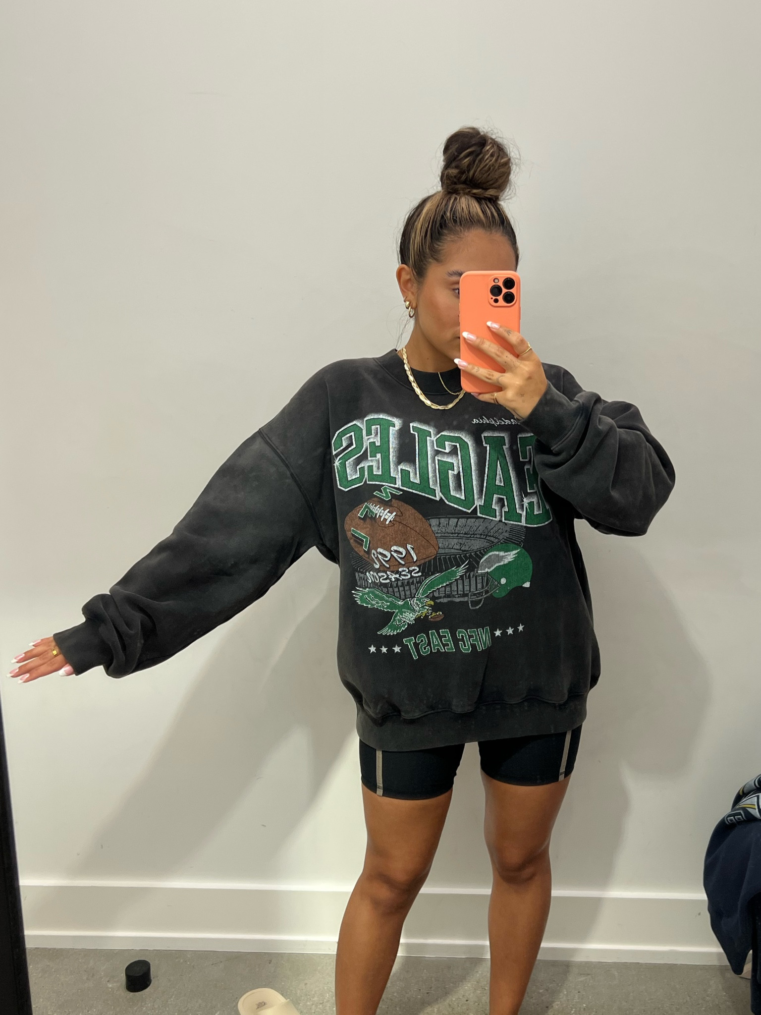 Over sized 🏈 sweaters! 

#LTKfindsunder100 #LTKSeasonal