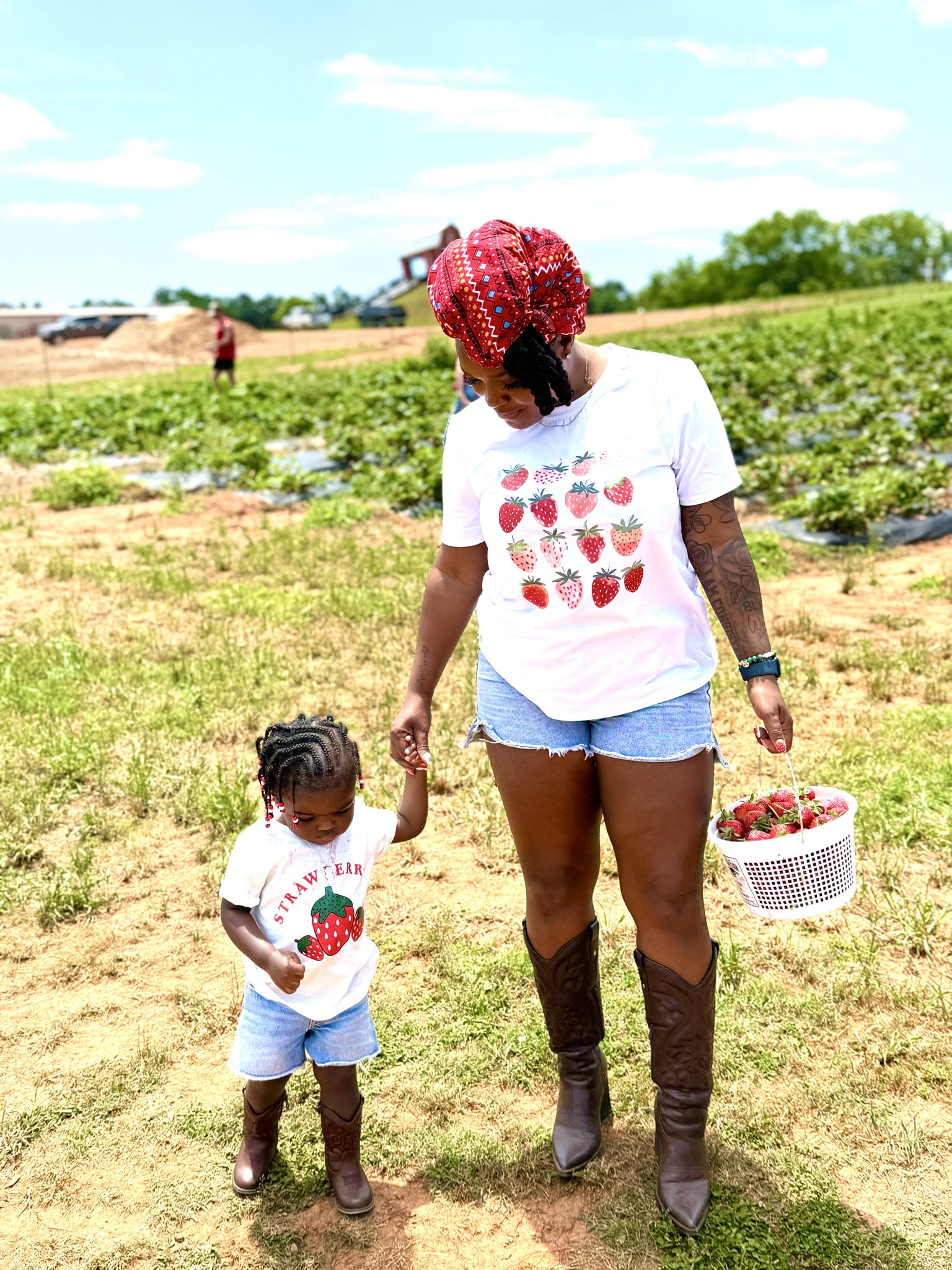 Spring days + strawberry fields + matching with my mini = core memories unlocked. 🍓🌸

There is just something about mommy and me outfits in the spring. Light denim, flowy dresses, little sneakers, and soft pinks that photograph so beautifully against fresh strawberries and sunshine.

If you’re planning a strawberry picking date with your little one, I linked the cutest coordinated looks that are comfy, picture ready, and easy to wear all day. Because matching with your baby in a strawberry field is a non negotiable spring moment.

#MommyAndMe #StrawberryPicking #SpringOutfits #MomLifeStyle #MatchingMoments #SpringWithKids #MomAndDaughterStyle #FamilyMemories


#LTKBaby #LTKmomlife #LTKSeasonal